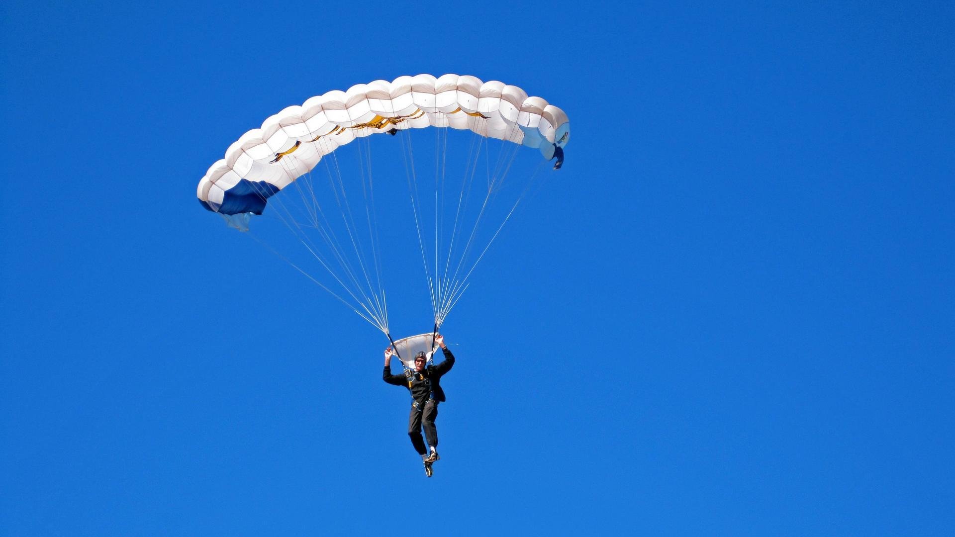 海外冲浪比赛,浪花逐梦的青春节拍,国外冲浪