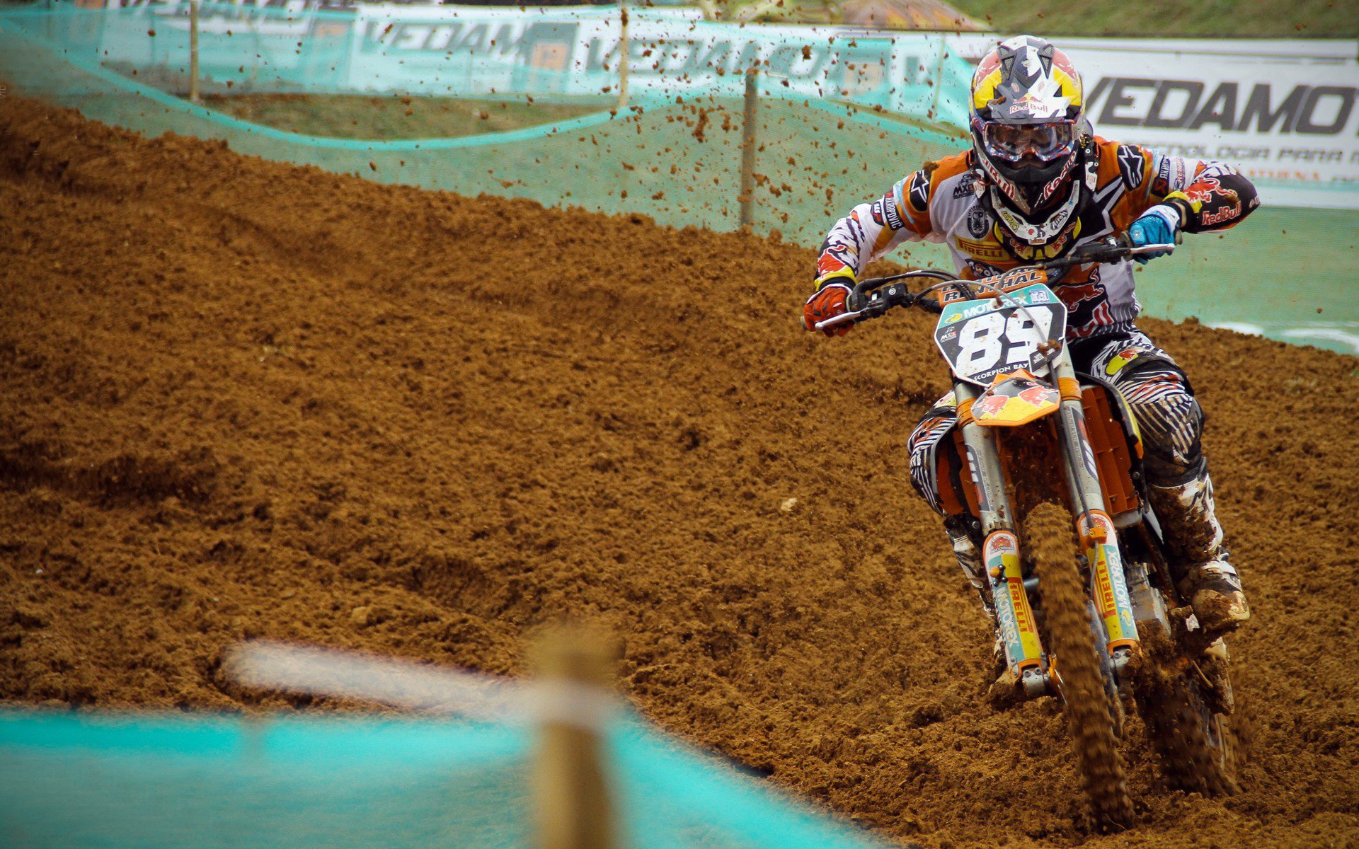 开云体育全站-青少年足球“技能+素养”培育双链条发力，行业高质量发展路径明确